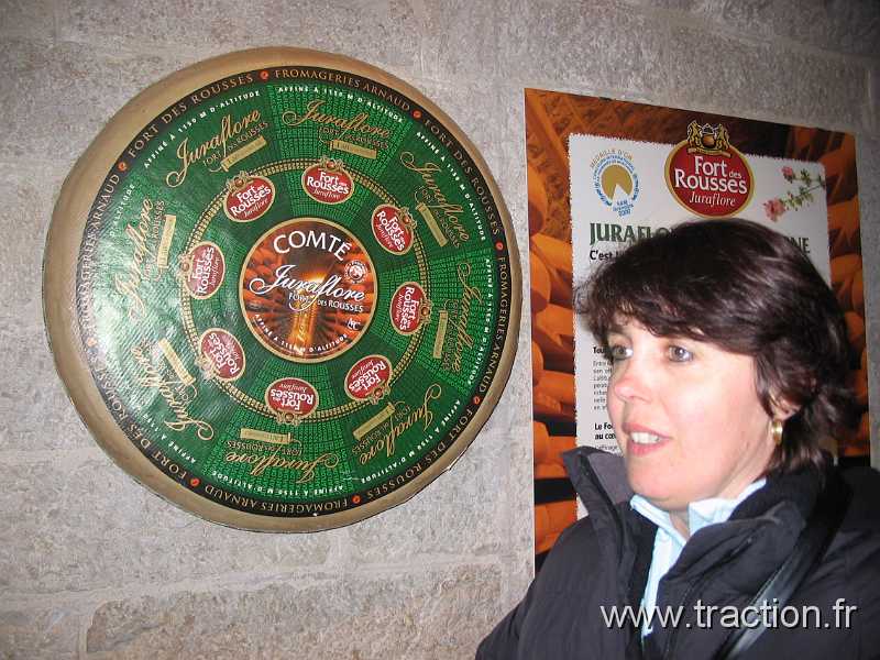 2011_CVAAM_35ans_8_Fort_des_Rousses (52).JPG - 35 Ans du CVAAM, sortie dans le Doubs et le Jura, du 26 Avril au 1er Mai 2011, Le Fort des Rousses, caves d'affinage Juraflore